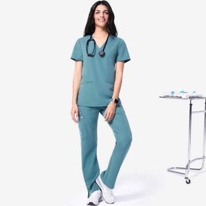 FIGS Hydrogreen Kade cargo scrub pants-XS tall